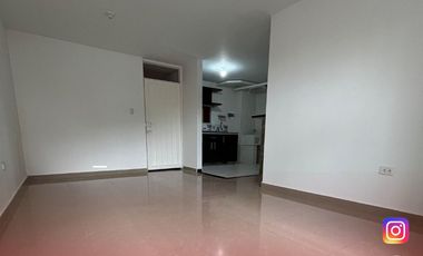 SE ARRIENDA APTO CC PORTAL DEL RIO