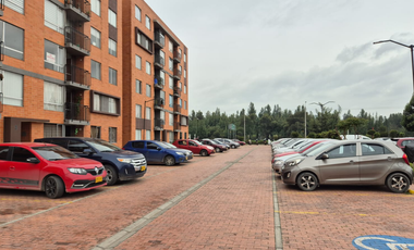 AGRADABLE  APARTAMENTO EN VENTA TOSCANA MADRID