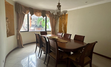 Casa en venta en Via a Samborondon Urb. Palmar del Rio