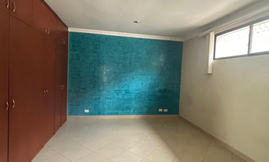 Casa en venta en Via a Samborondon Urb. Palmar del Rio
