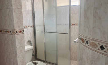 Casa en venta en Via a Samborondon Urb. Palmar del Rio