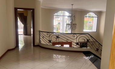 Casa en venta en Via a Samborondon Urb. Palmar del Rio