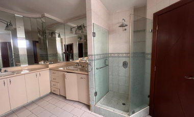 Casa en venta en Via a Samborondon Urb. Palmar del Rio