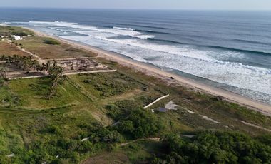 Terreno Frente a La Playa en Puerto Escondido