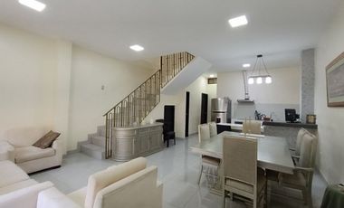 Venta de casa, 5 dormitorios en Sauces 2, Guayaquil