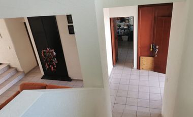 CASA EN VENTA EN PRIVADA RESIDENCIAL MIRAVALLE.