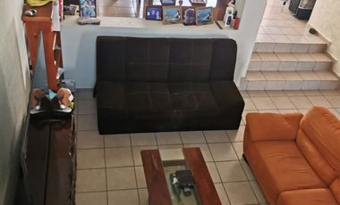 CASA EN VENTA EN PRIVADA RESIDENCIAL MIRAVALLE.