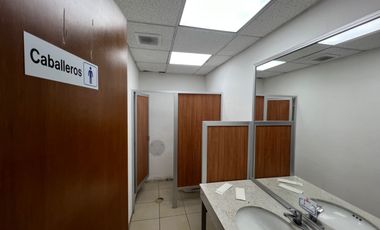 RENTA DE LOCAL COMERCIAL, SOBRE BLD. INSURGENTES, ZONA NORTE, LEÓN, GTO.
