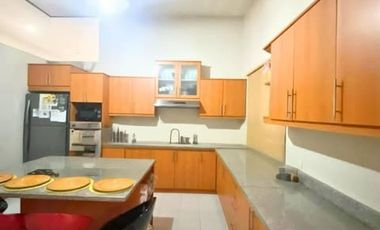 House and Lot for Rent at White Plains, Quezon City