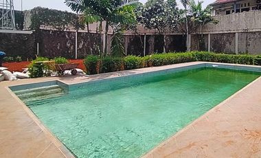 For Sale Houses Ready To Be Occupied Strategic Location in Cipete Utara, Kebayoran Baru, South Jakarta