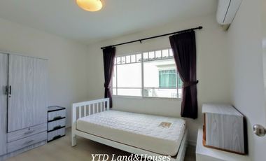 For Sale/Rent 2-storey townhome in Villaggio Bangna Km.26, peaceful, not crowded, near the clubhouse. complete kitchen extension a corner house