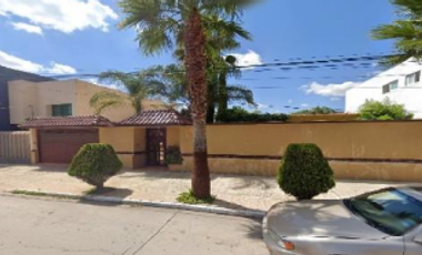 VENTA DE HERMOSA CASA