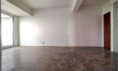 Cityland Wack Wack Royale Mansion 82 sqm 2BR corner unit w/ balcony, golf course view P5.7M only! for sale.