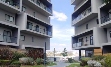 DEPARTAMENTO CON EXCELENTE UBICACION  BOLVEVARD DE LA CAMPANA JURIQUILLA QUERETARO
