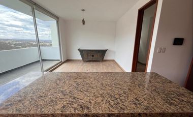 HERMOSA RESIDENCIA EN CONDADO DE SAYAVEDRA