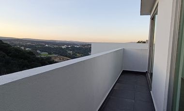 HERMOSA RESIDENCIA EN CONDADO DE SAYAVEDRA