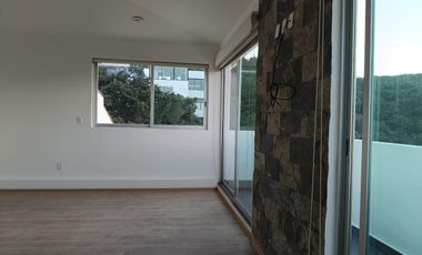 HERMOSA RESIDENCIA EN CONDADO DE SAYAVEDRA