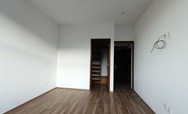HERMOSA RESIDENCIA EN CONDADO DE SAYAVEDRA
