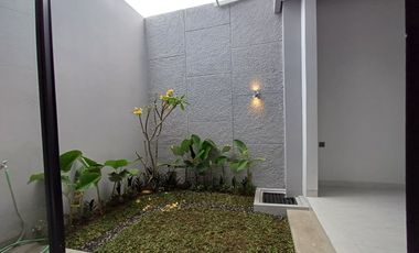 Rumah Chic Modern Stylish di Sleman dekat Hotel Hyatt Palagan
