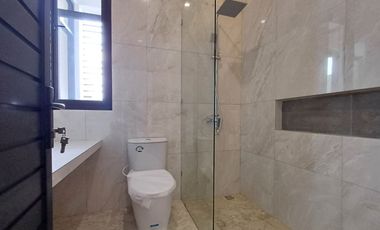 Rumah Chic Modern Stylish di Sleman dekat Hotel Hyatt Palagan