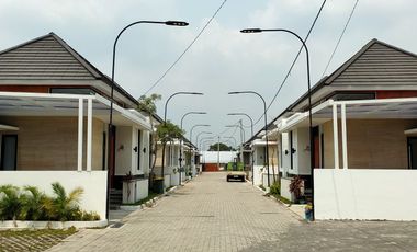 Rumah Cantik Modern Tropis di Sleman dekat Sekolah Internasional Budi Mulia 2