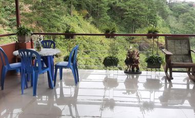 4 Bedrooms House and Lot with Overlooking View in La Trinidad