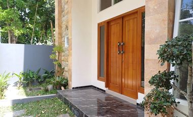 Rumah Luas 4 Kamar Siap Huni di Sleman dekat Kampus UII