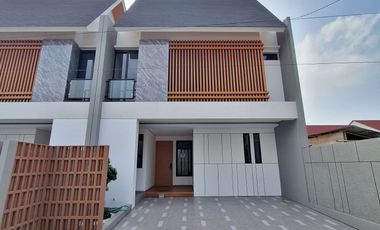 Rumah Mewah Dalam Ringroad di Maguwoharjo, Sleman dekat Kampus UPN Veteran