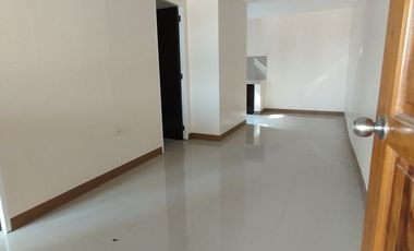 For Sale House and Lot 2 Bedroom with parking in Tanauan Batangas