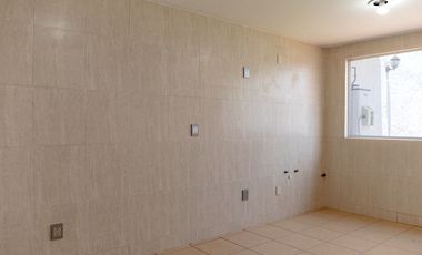 Casa en venta en Tlalpan, al sur de CDMX, 3 recámaras, 230 m² de construcción