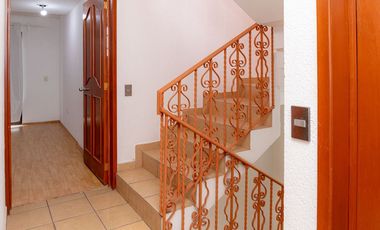 Casa en venta en Tlalpan, al sur de CDMX, 3 recámaras, 230 m² de construcción