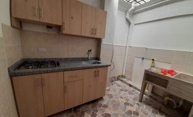 ARRIENDO APARTAESTUDIO SEGUNDO PISO EN ALTAMIRA