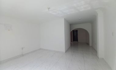 ARRIENDO APARTAESTUDIO SEGUNDO PISO EN ALTAMIRA