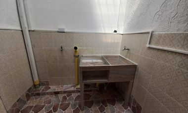 ARRIENDO APARTAESTUDIO SEGUNDO PISO EN ALTAMIRA