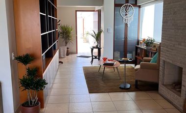 VENTA DE ESPECTACULAR DUPLEX PRIME EN ZONA EXCLUSIVA, CHACARILLA $600,000