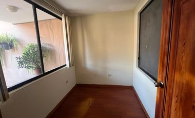 COMODO DEPARTAMENTO EN ARRIENDO, EN LA CIUDADELA SIMON BOLIVAR (BAÑOS) CUENCA