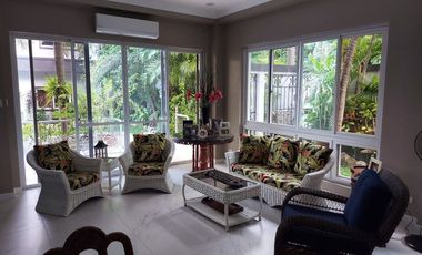 Modern House w/ Swimming Pool For Sale in Inner Circle, Muntinlupa