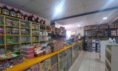Vende Gran Local Comercial en Buin Centro