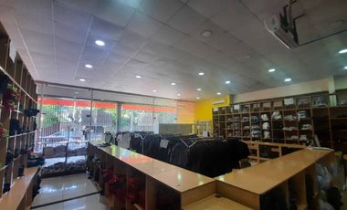 Vende Gran Local Comercial en Buin Centro