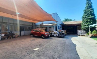 Vende Gran Local Comercial en Buin Centro