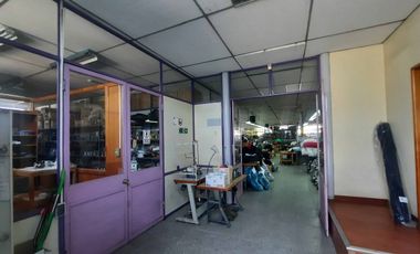 Vende Gran Local Comercial en Buin Centro