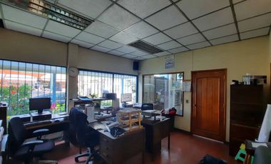 Vende Gran Local Comercial en Buin Centro