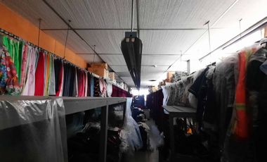 Vende Gran Local Comercial en Buin Centro