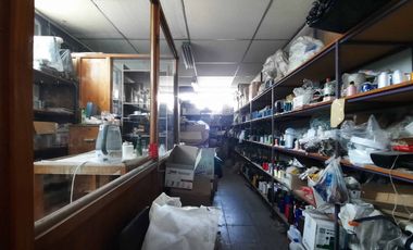 Vende Gran Local Comercial en Buin Centro