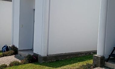 MAUSOLEO EN VENTA EN CEMETERIO JARDINES SANTA ROSA PARQUE SANTO QUITO