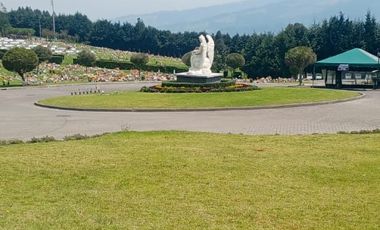 MAUSOLEO EN VENTA EN CEMETERIO JARDINES SANTA ROSA PARQUE SANTO QUITO