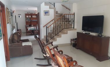 CASA EN ARRIENDO- MANGA