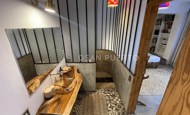 Se Vende Casa con Estilo Artístico en Punta Zicatela