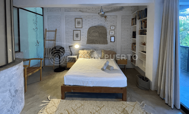 Se Vende Casa con Estilo Artístico en Punta Zicatela