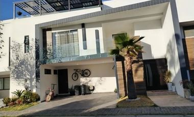 VENTA DE HERMOSA CASA EN PARQUE DURANGO- LOMAS DE ANGELOPOLIS